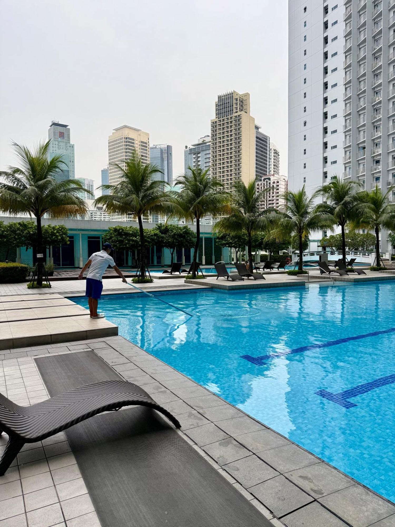 Serene Suite In Jazz Residences Makati City Exterior photo